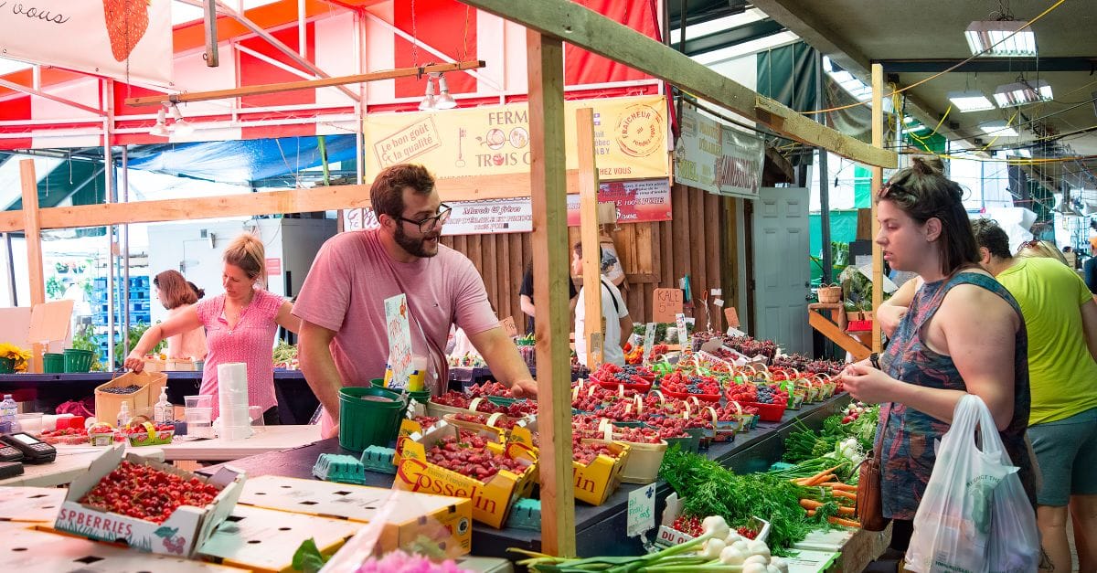 An outdoor neighborhood market in South Florida